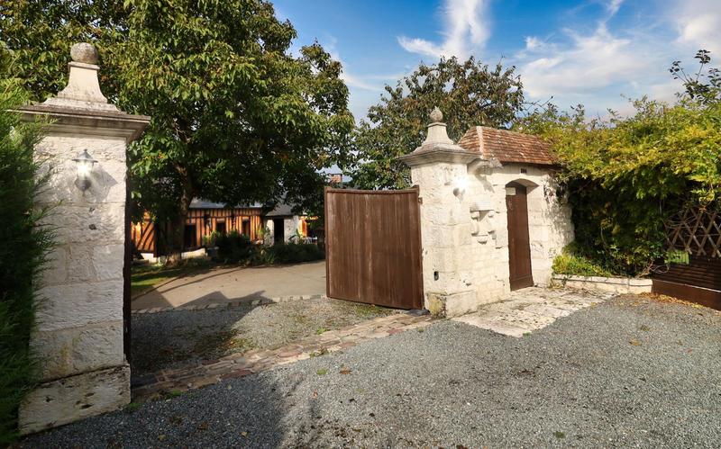 Maison - 180 m² - 6 pièces