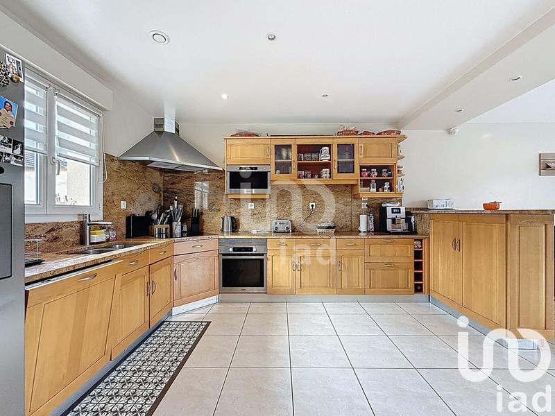 Maison - 135 m² - 6 pièces