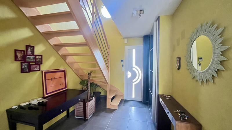 Maison contemporaine - 116 m² - 6 pièces