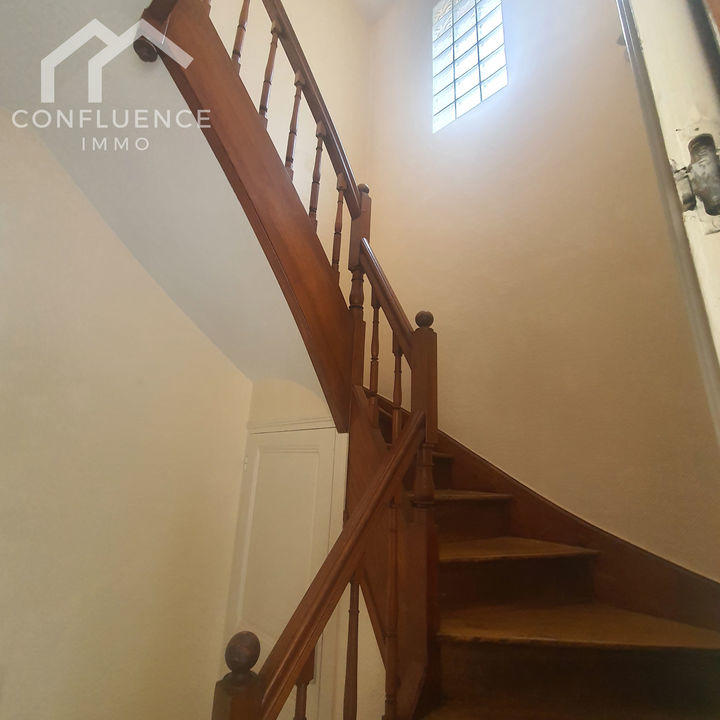 Maison de ville - 80 m² - 4 pièces