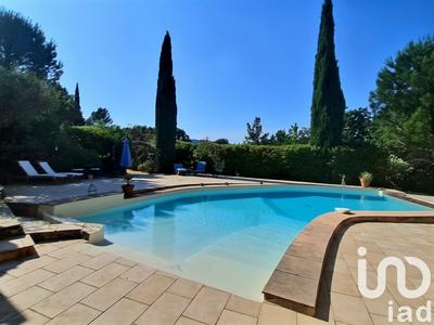 Maison - 216 m² - 6 pièces