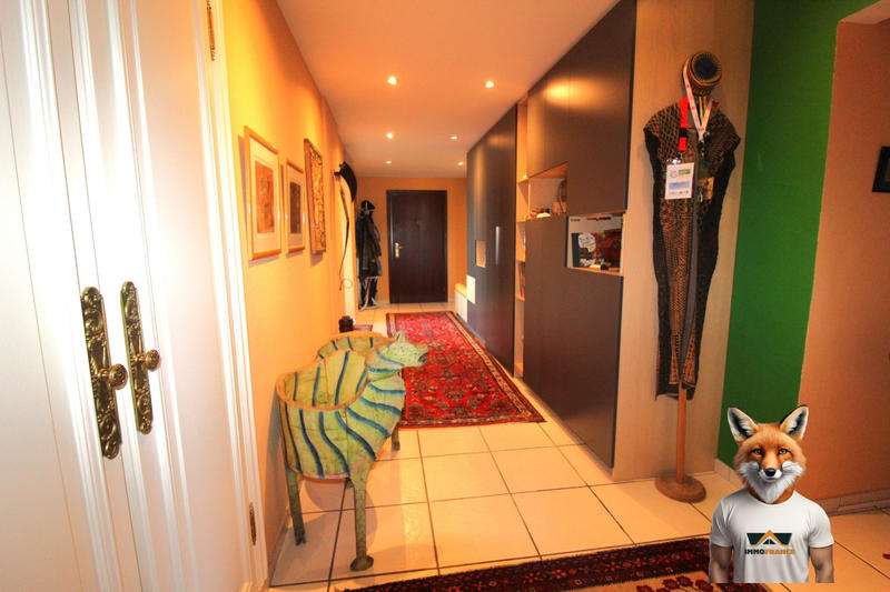 Appartement - 192 m² - 5 pièces