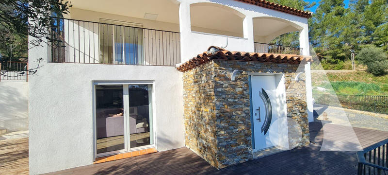 Villa - 160 m² - 6 pièces