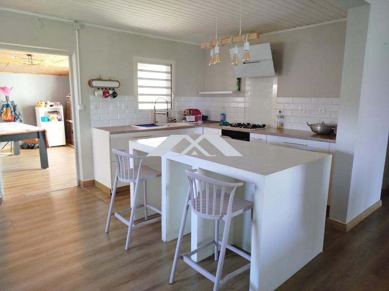 Maison ancienne - 245 m² - 8 pièces