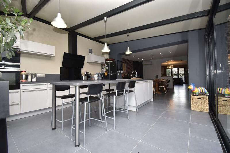 Maison de ville - 139 m² - 6 pièces