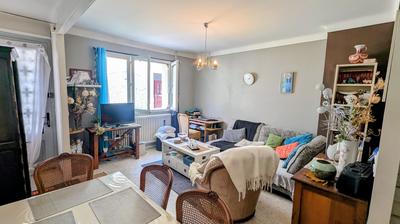 Maison de ville - 85 m² - 4 pièces