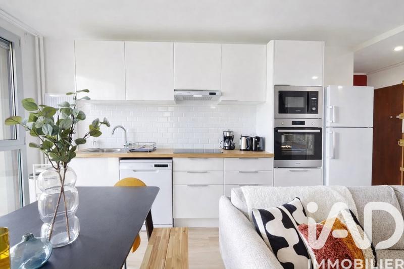 Appartement - 91 m² - 7 pièces