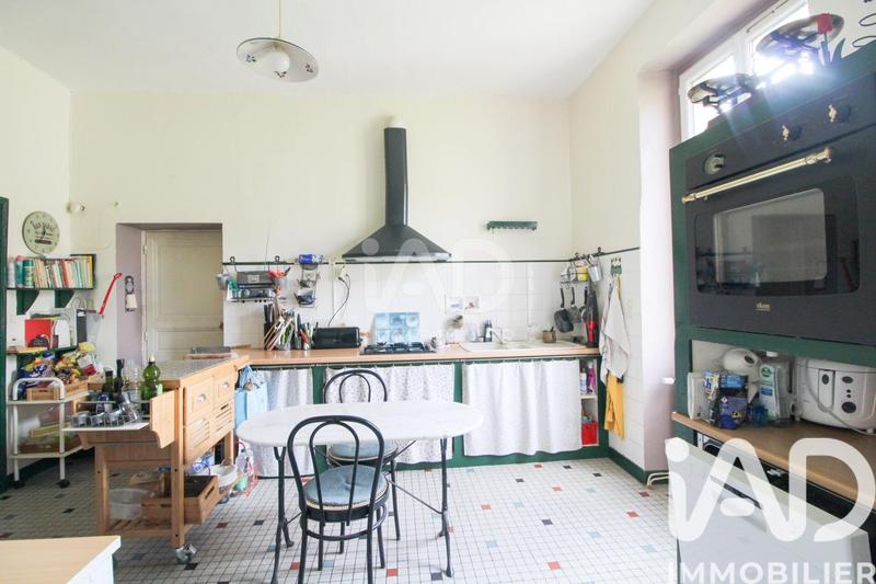 Maison - 285 m² - 12 pièces