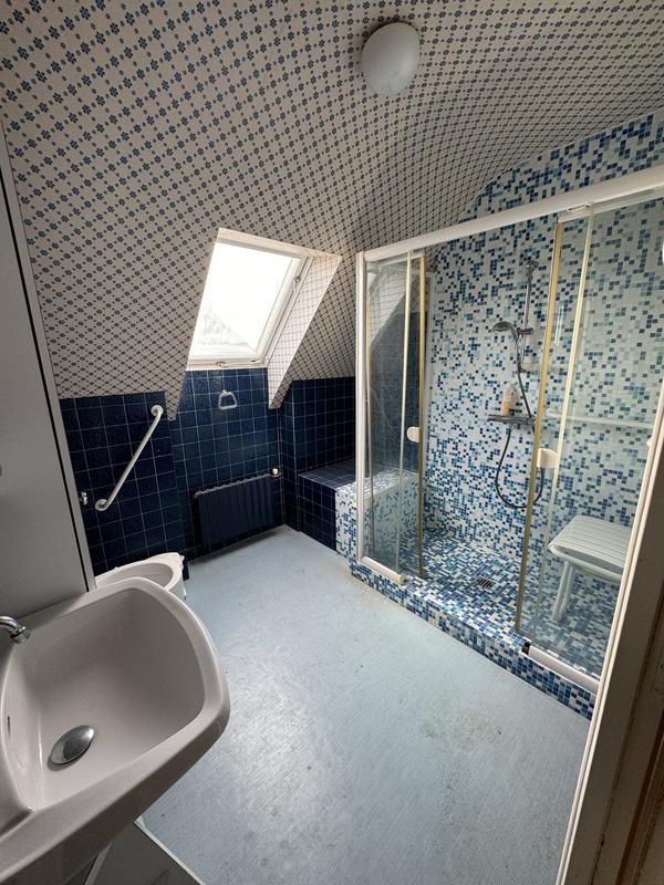 Local commercial - 204 m²