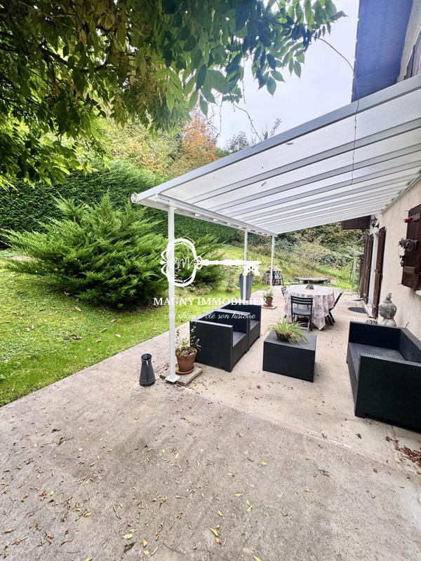 Maison traditionnelle - 100 m² - 4 pièces