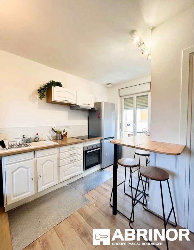 Immeuble - 100 m² - 7 pièces