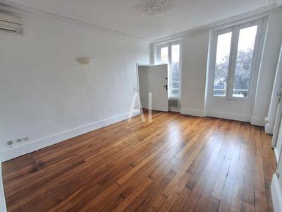 Bureau - 72 m² - 3 pièces