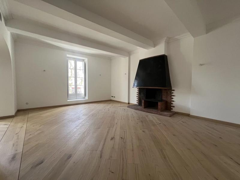 Appartement - 168 m² - 5 pièces