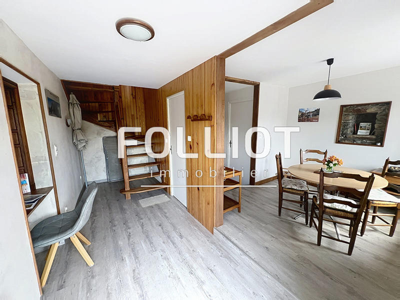 Maison - 208 m² - 10 pièces