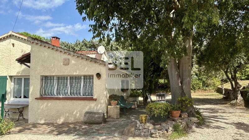 Villa - 100 m² - 5 pièces