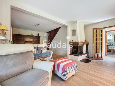 Maison - 151 m² - 6 pièces