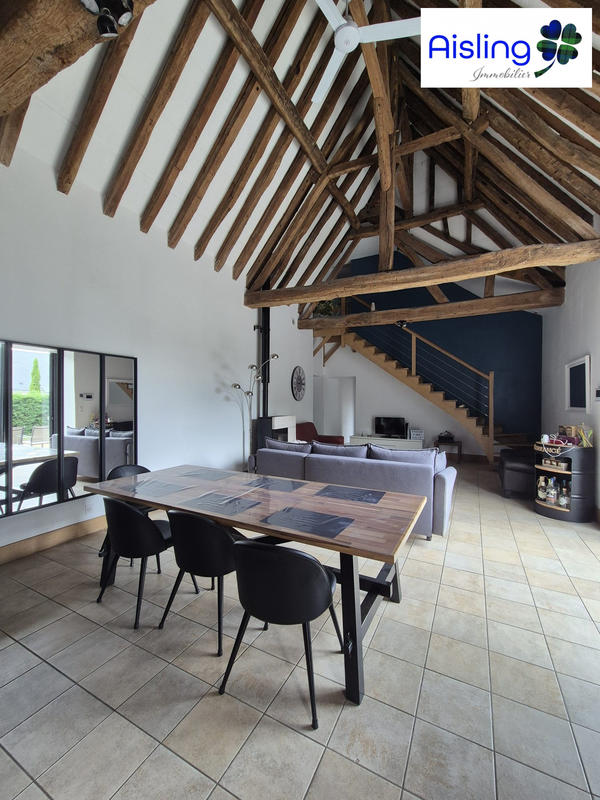 Maison ancienne - 175 m² - 6 pièces