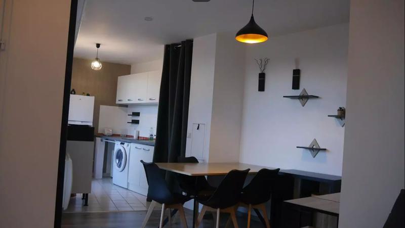 Studio - 28 m² - 1 pièce