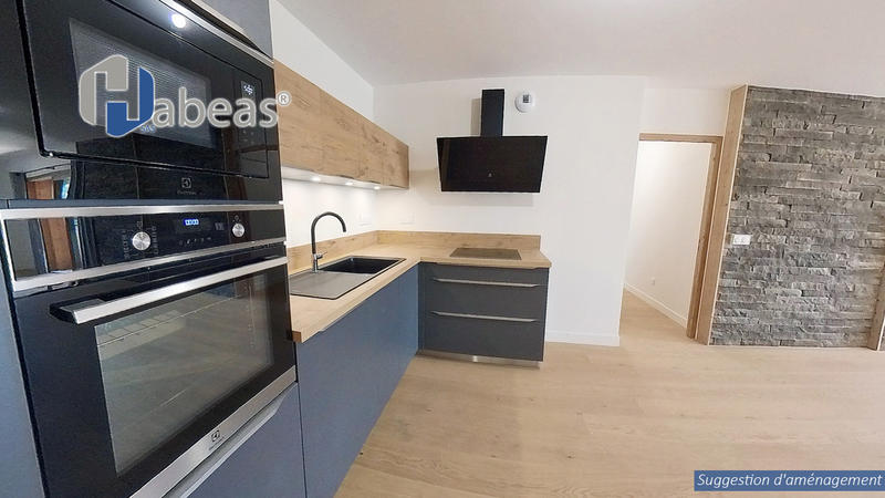 Appartement - 97 m² - 4 pièces