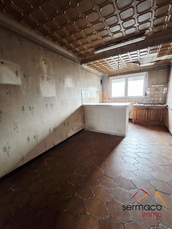 Maison - 160 m² - 8 pièces