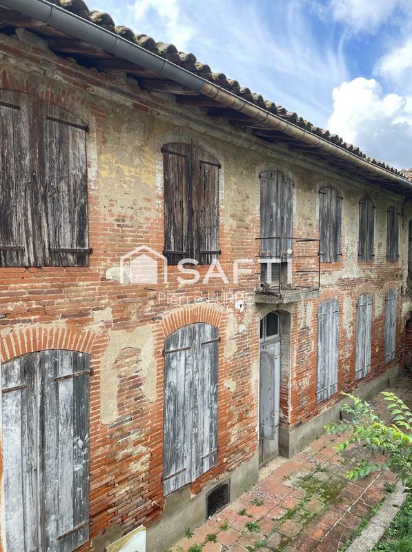 Maison - 225 m² - 8 pièces