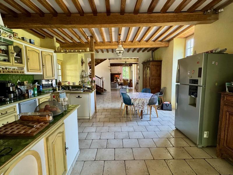 Maison - 210 m² - 6 pièces