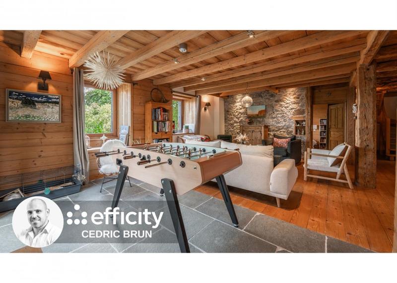 Maison - 280 m² - 7 pièces