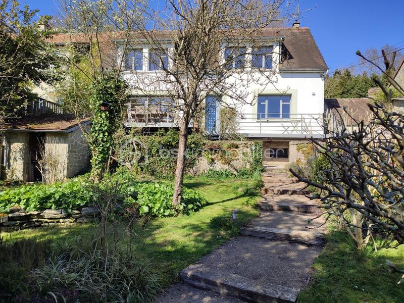 Maison ancienne - 144 m² - 7 pièces