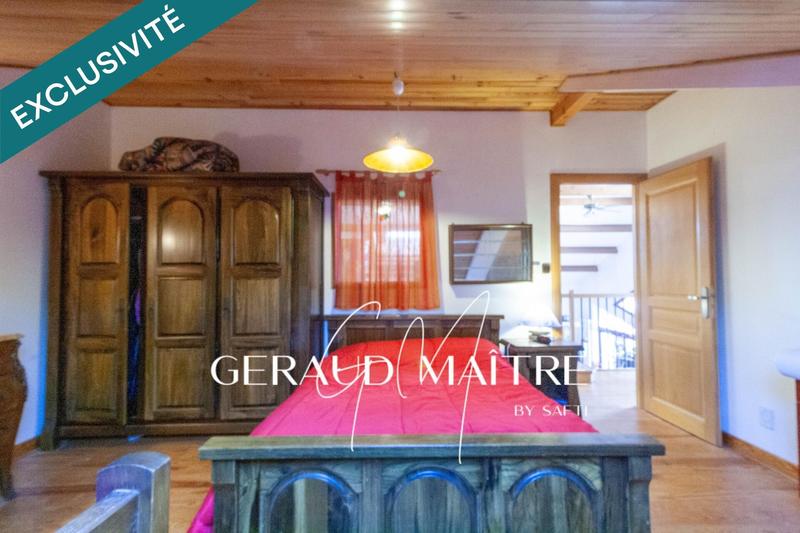 Propriété - 285 m² - 10 pièces