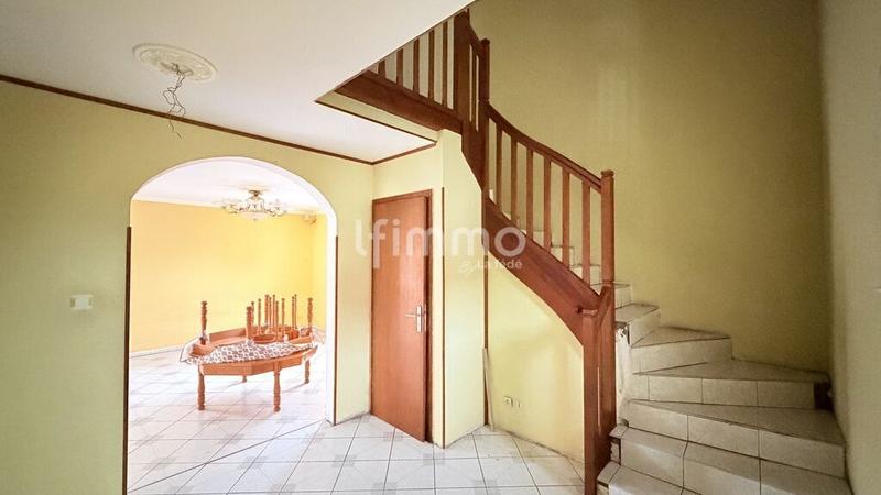 Maison - 153 m² - 6 pièces