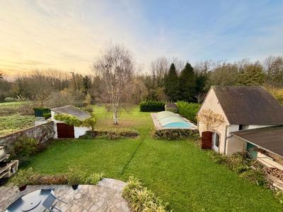 Maison - 144 m² - 7 pièces