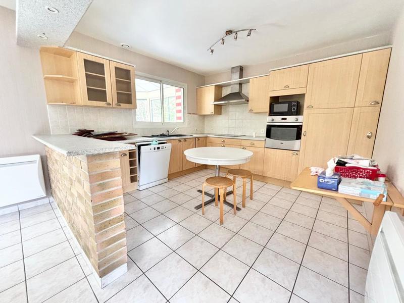 Maison - 133 m² - 6 pièces