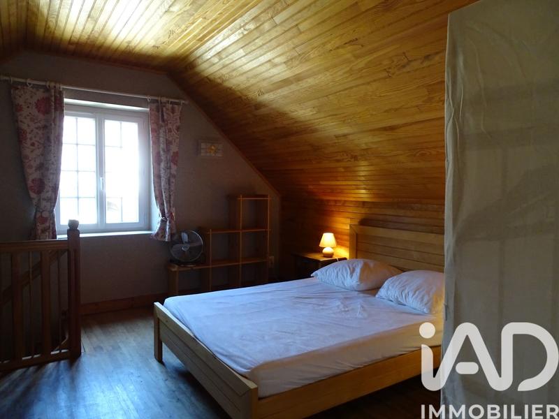 Maison - 180 m² - 6 pièces