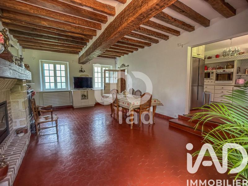 Maison - 215 m² - 9 pièces