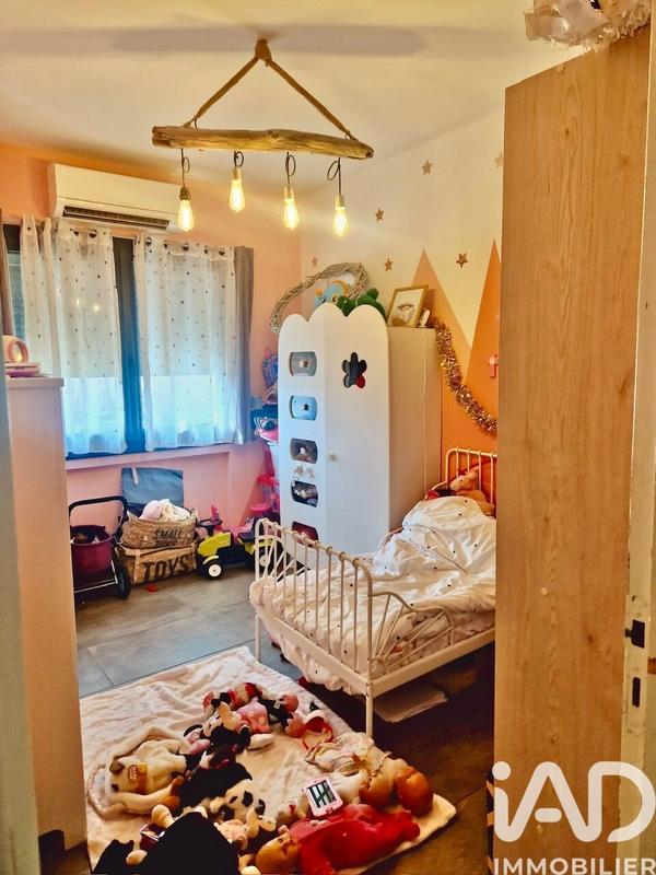 Maison - 267 m² - 11 pièces