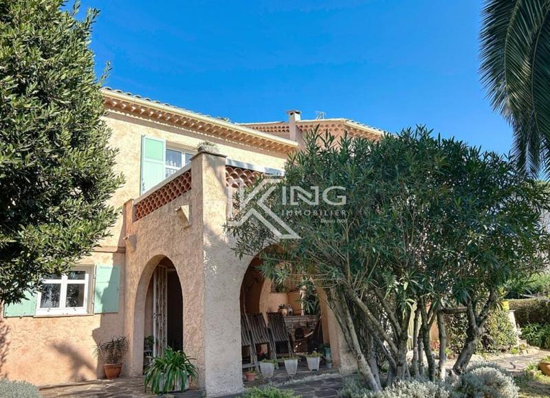 Villa - 162 m² - 5 pièces