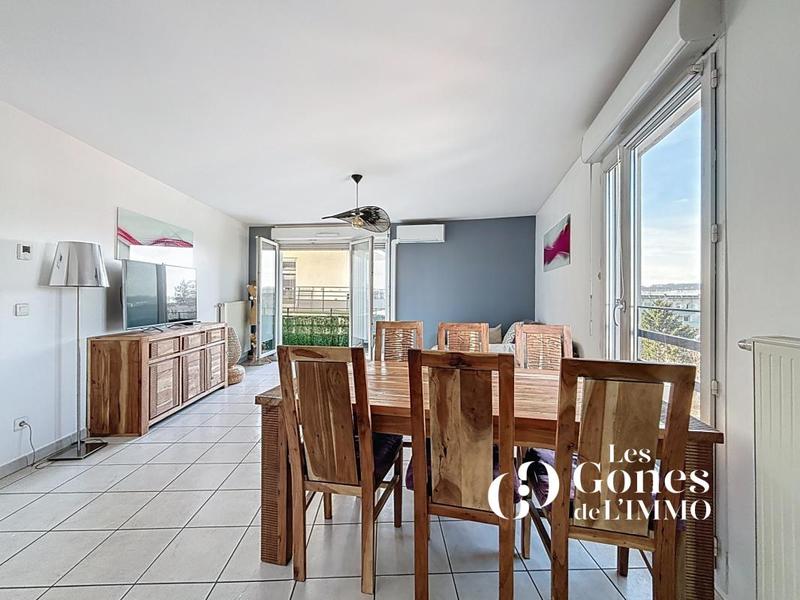 Appartement - 83 m² - 4 pièces