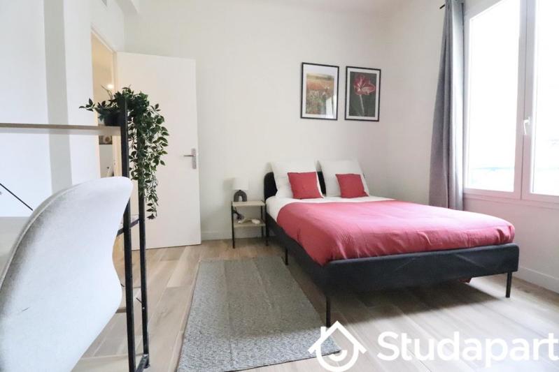 Chambre - 12 m² - 1 pièce