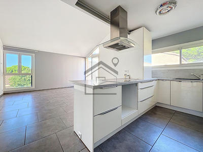 Appartement - 71 m² - 4 pièces