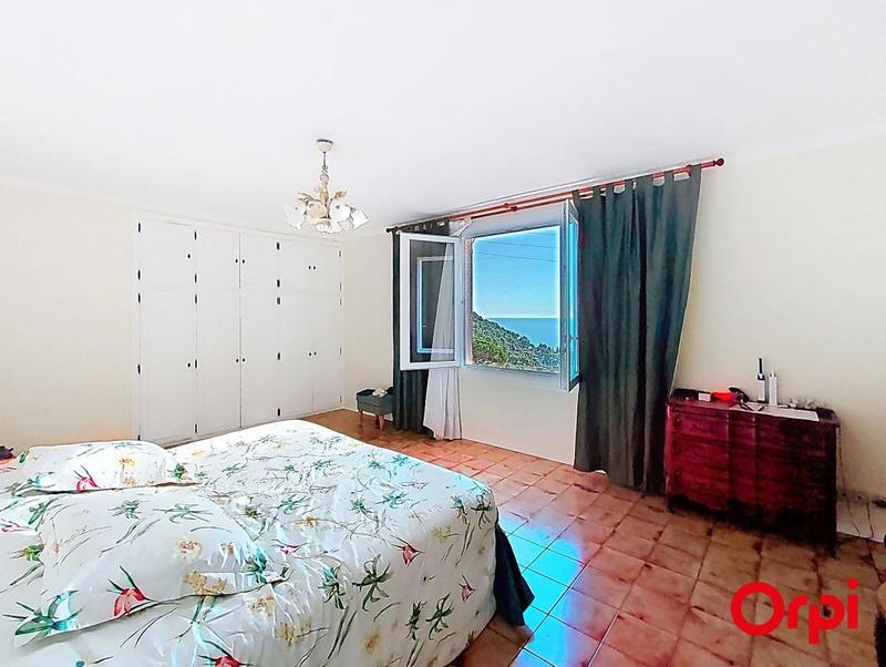 Maison - 155 m² - 6 pièces