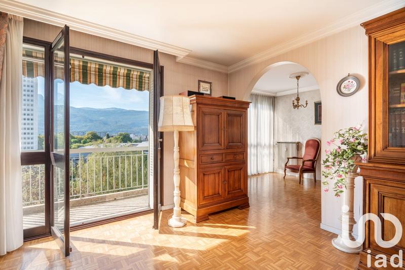 Appartement - 81 m² - 4 pièces