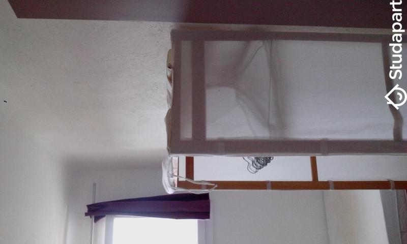 Chambre - 12 m² - 1 pièce