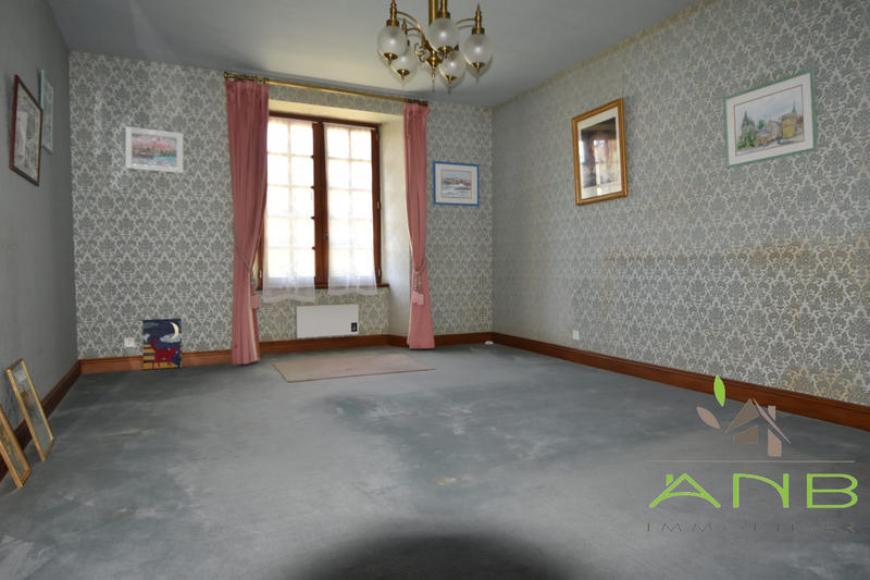 Maison - 332 m² - 8 pièces