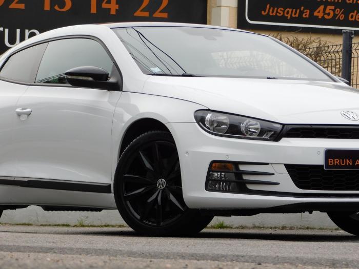 Volkswagen Scirocco 2.0 Tsi 180ch Bluemotion Technology Black Session