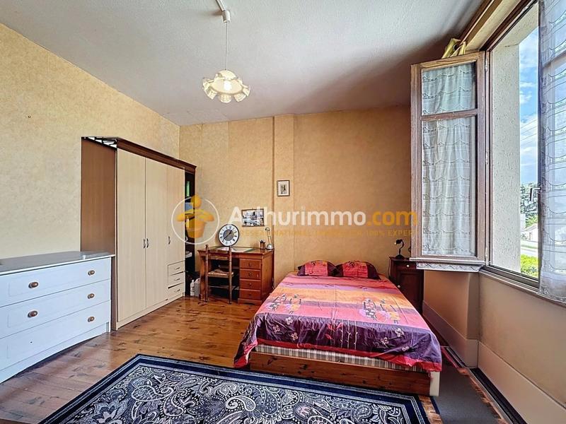 Maison - 187 m² - 7 pièces