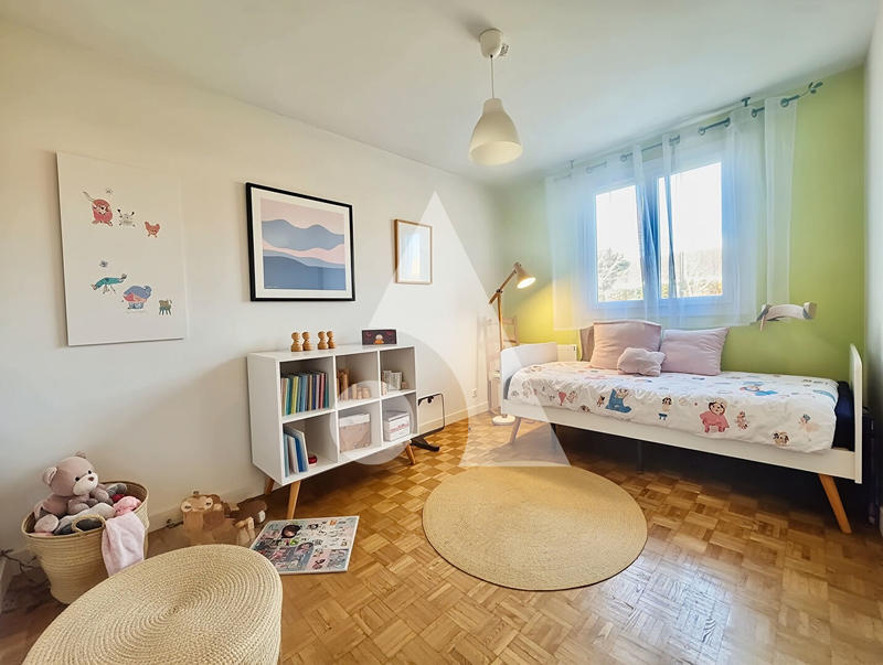 Maison - 137 m² - 6 pièces