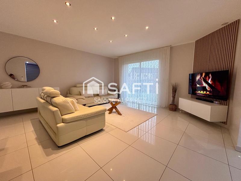 Maison - 135 m² - 4 pièces