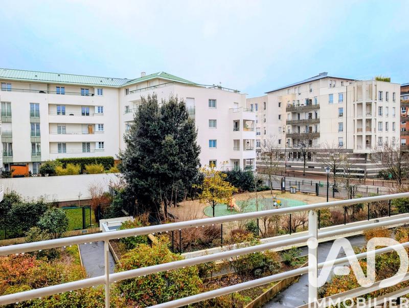 Appartement - 83 m² - 4 pièces