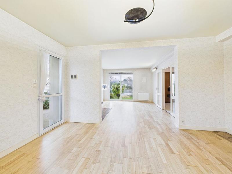 Maison - 122 m² - 6 pièces