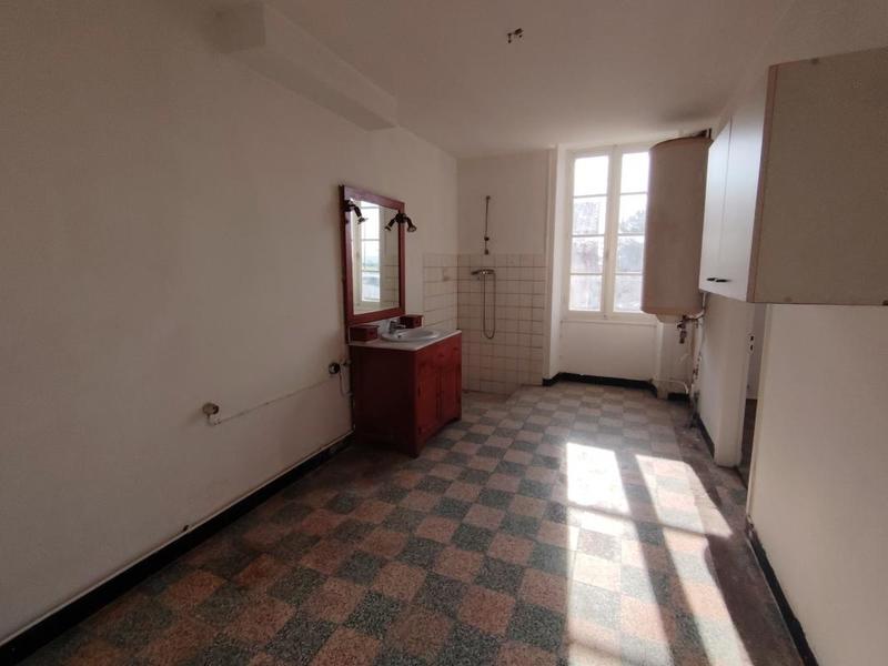 Corps de ferme - 180 m² - 6 pièces